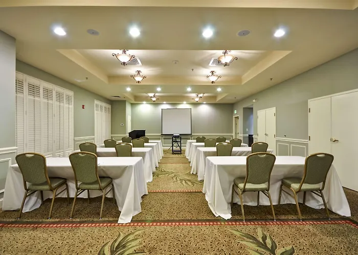 Hotel Hampton & North Charleston-university Boulevard 3*